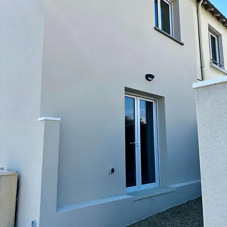 Maison Contemporaine A Saint-leonard * Анже