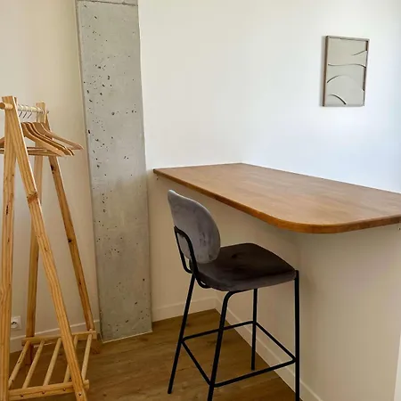 Maison Contemporaine A Saint-leonard Будинок відпочинку