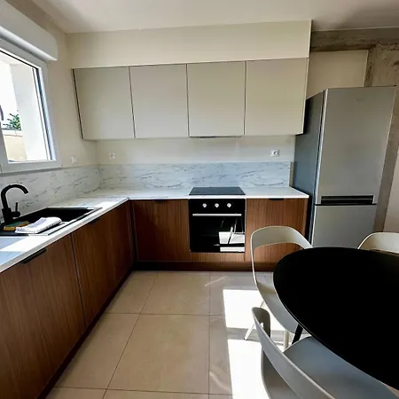 Maison Contemporaine A Saint-leonard Vakantiehuis *