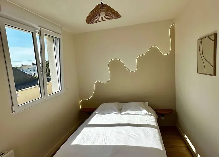 Дом отдыха Maison Contemporaine A Saint-leonard *